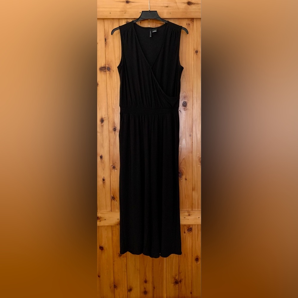 NEW DIRECTIONS Black Sleeveless Pantsuit Stretchy Large VERY FLATTERING